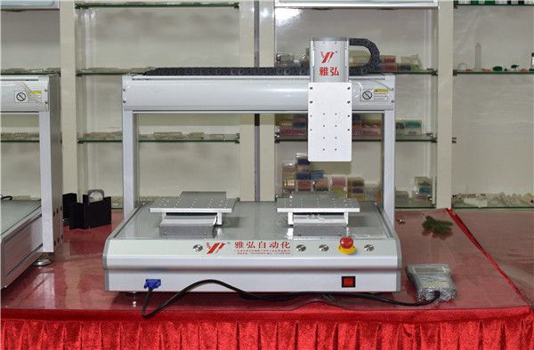 點(diǎn)膠機(jī),東莞點(diǎn)膠機(jī)設(shè)備廠(chǎng)家