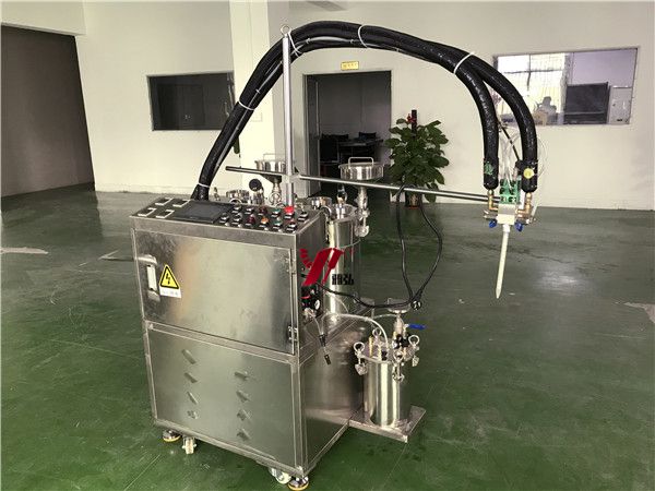 汽車傳感器灌膠機